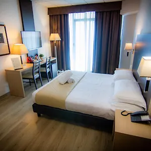 Otel Tuscany