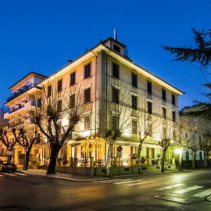 Otel Byron